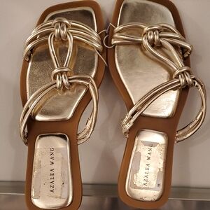 Azalea Wang Knotted Gold Women's flat  Sandals Size 8 new without box